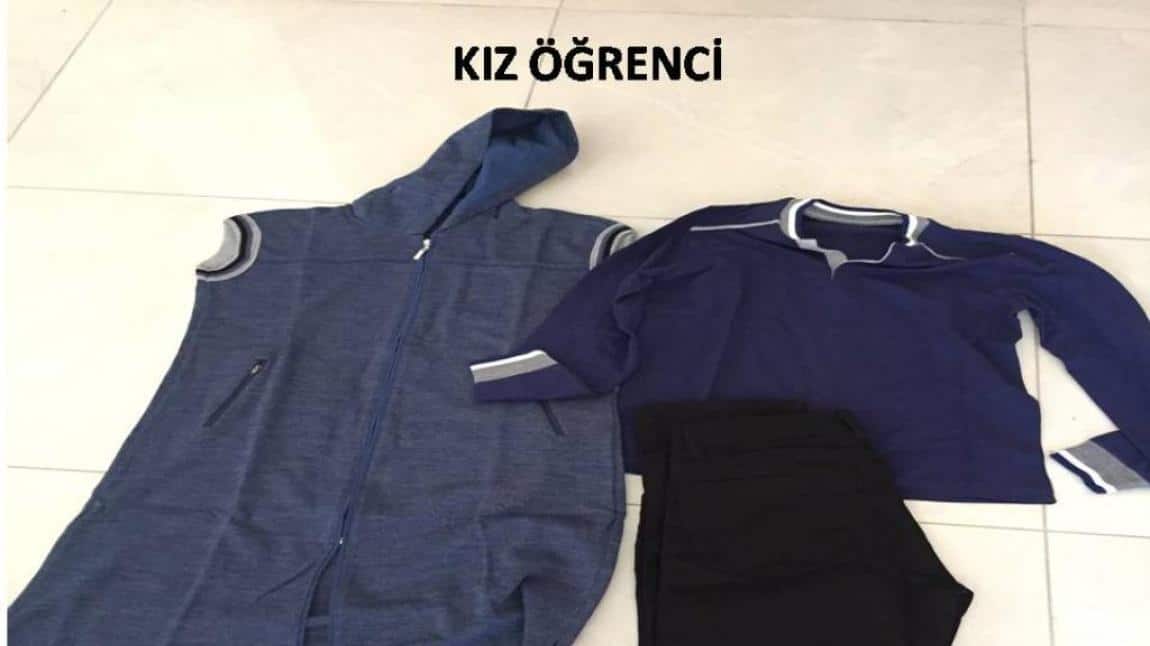 MİLLİ EĞİTİM BAKANLIĞINA BAĞLI OKUL ÖĞRENCİLERİNİN KILIK VE KIYAFETLERİNE DAİR YÖNETMELİK KAPSAMINDA  ÖĞRENCİ KIYAFETLERİMİZ BELİRLENMİŞTİR.